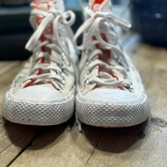 Not A Chuck Converse High Top Sneakers. Women’s Sz-6 Men’s Sz 4 GUC - Picture 7 of 7